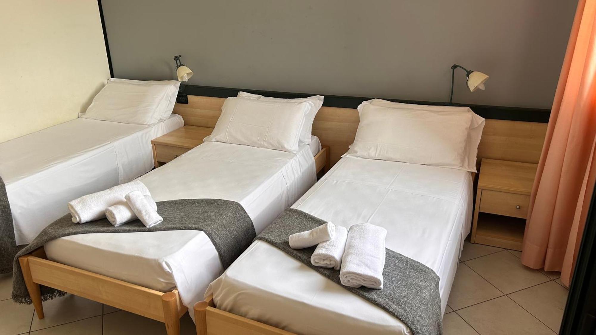רוסולינה Hotel Gran Delta Di Alba-Invest Srl חדר תמונה
