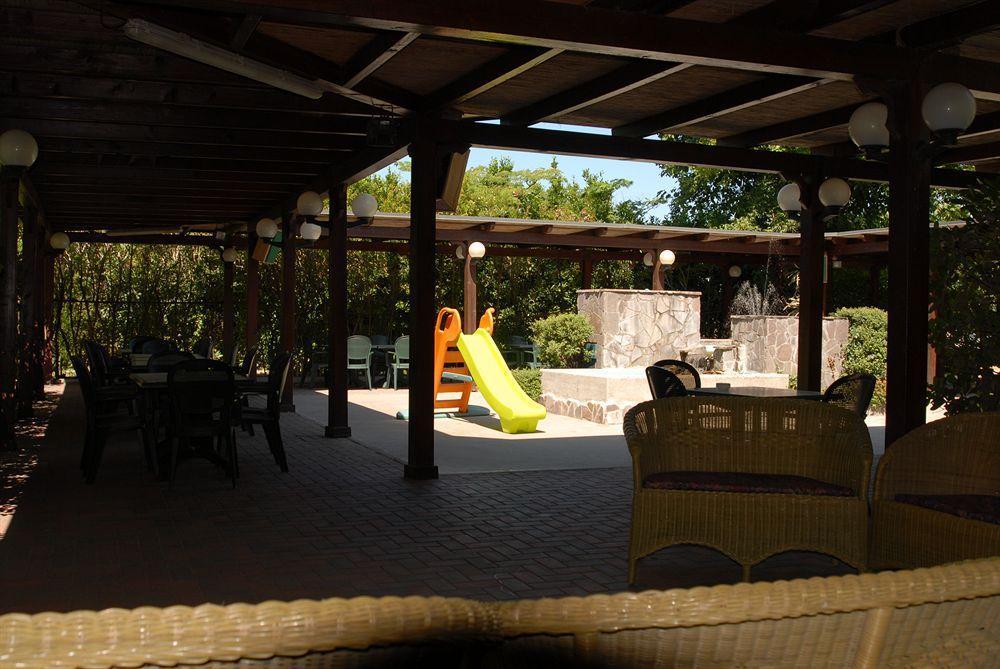 רוסולינה Hotel Gran Delta Di Alba-Invest Srl מראה חיצוני תמונה